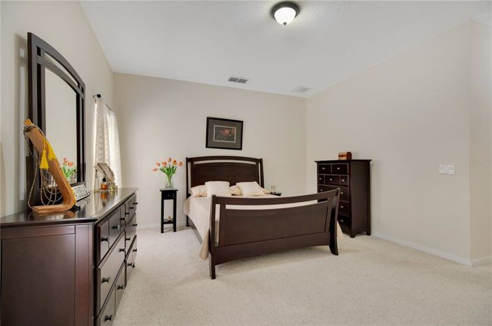 Image No.10-4 Bed Property for sale