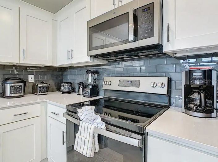 Image No.3-3 Bed Property for sale