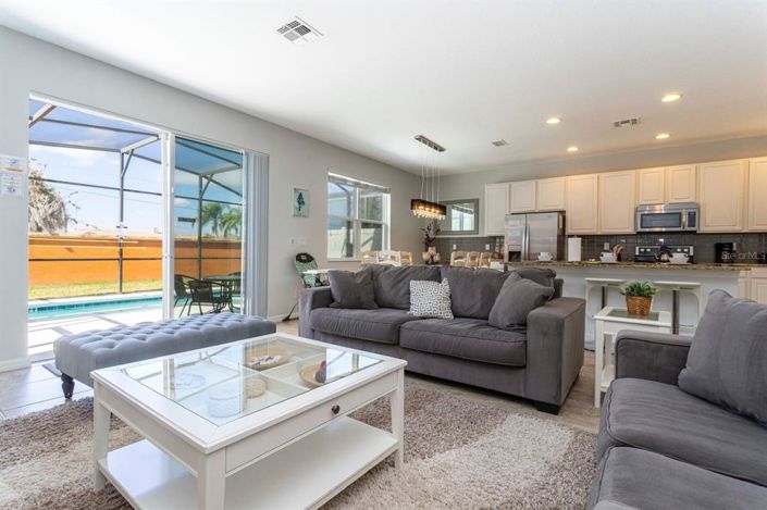 Image No.2-Maison de ville de 4 chambres à vendre à Kissimmee