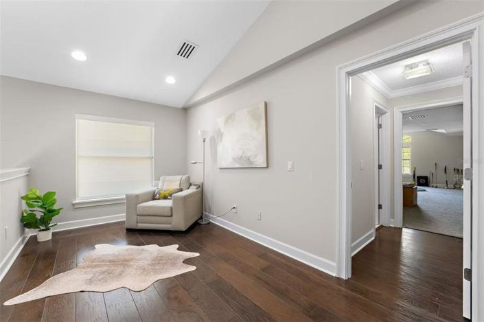 Image No.18-5 Bed Property for sale