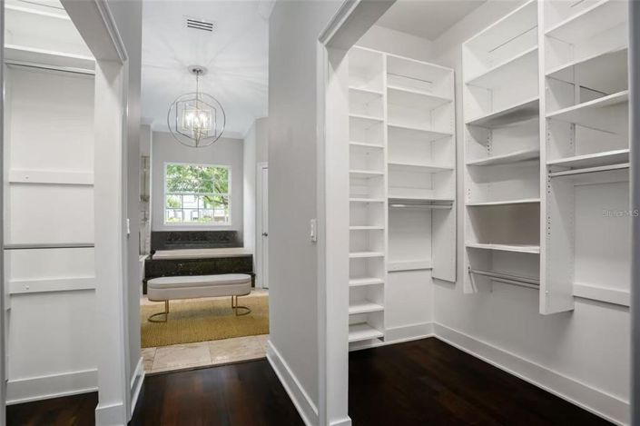 Image No.36-5 Bed Property for sale