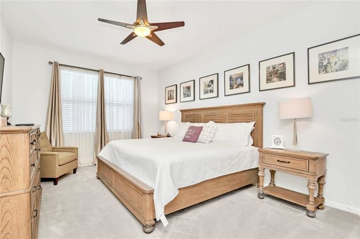 Image No.15-8 Bed Property for sale