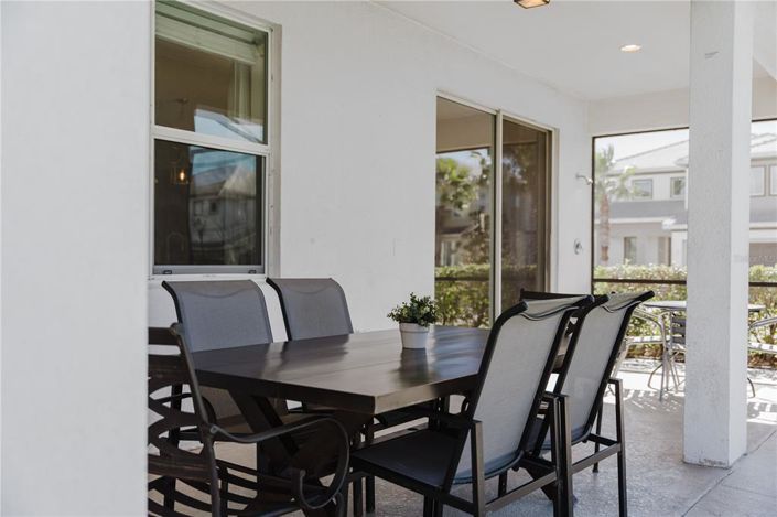 Image No.28-8 Bed Property for sale