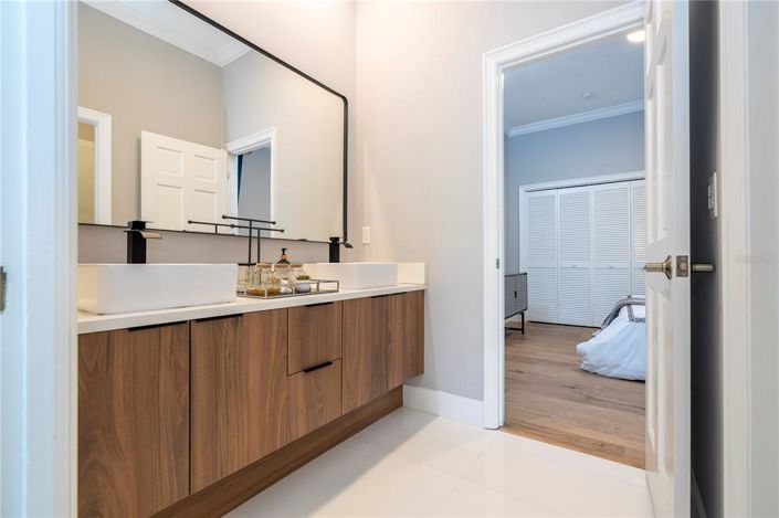 Image No.47-4 Bed Property for sale