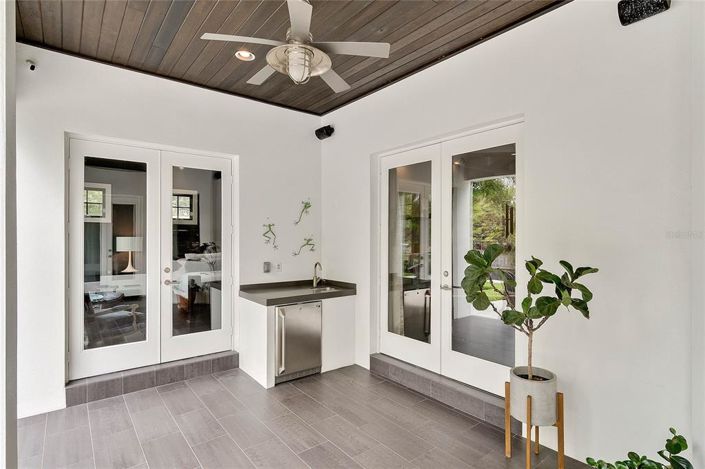 Image No.37-4 Bed Property for sale