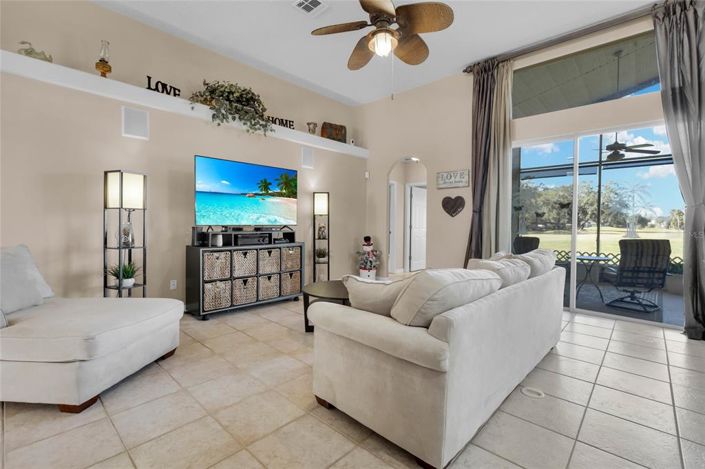 Image No.18-Propriété de 4 chambres à vendre à Kissimmee