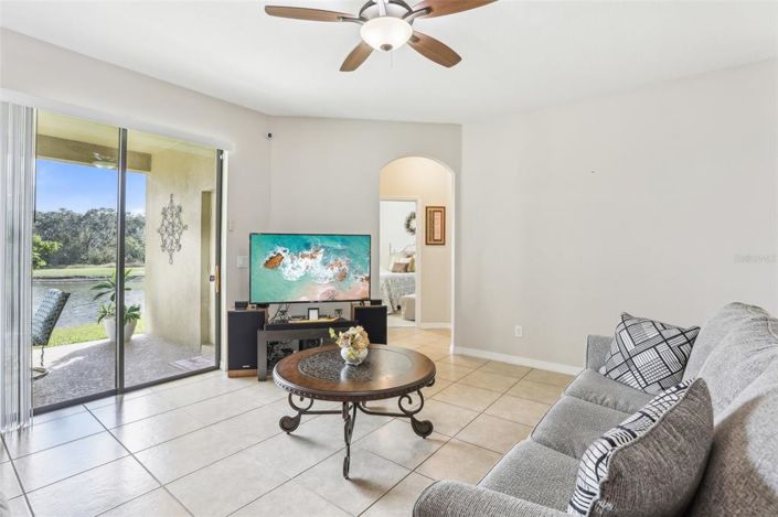 Image No.11-Propriété de 4 chambres à vendre à Kissimmee