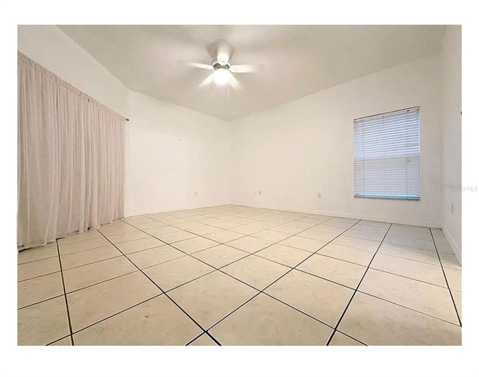 Image No.17-4 Bed Property for sale