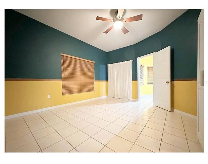 Image No.30-4 Bed Property for sale