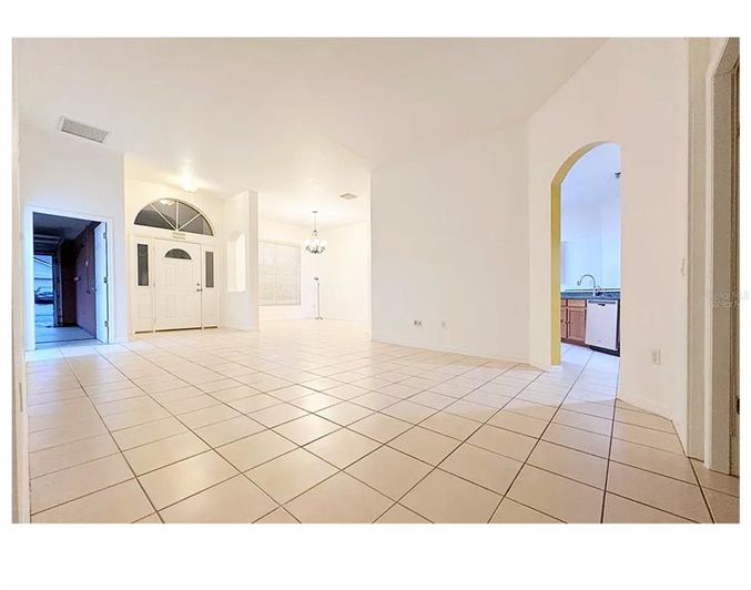 Image No.9-4 Bed Property for sale