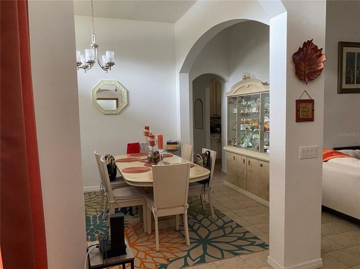 Image No.5-Propriété de 5 chambres à vendre à Kissimmee