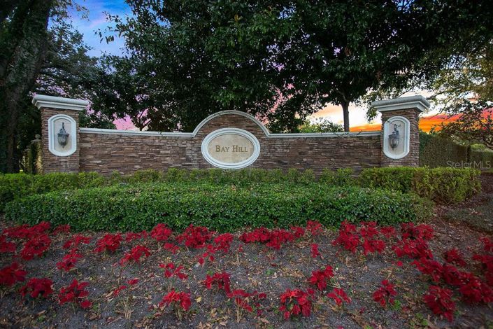 Image No.60-4 Bed Property for sale