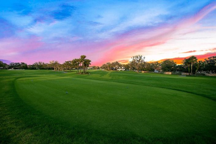 Image No.63-4 Bed Property for sale