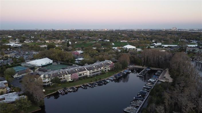 Image No.83-4 Bed Property for sale