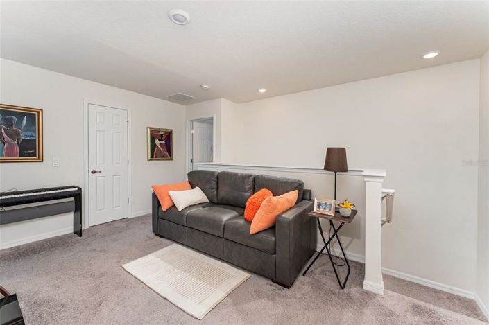 Image No.11-3 Bed Townhouse for sale