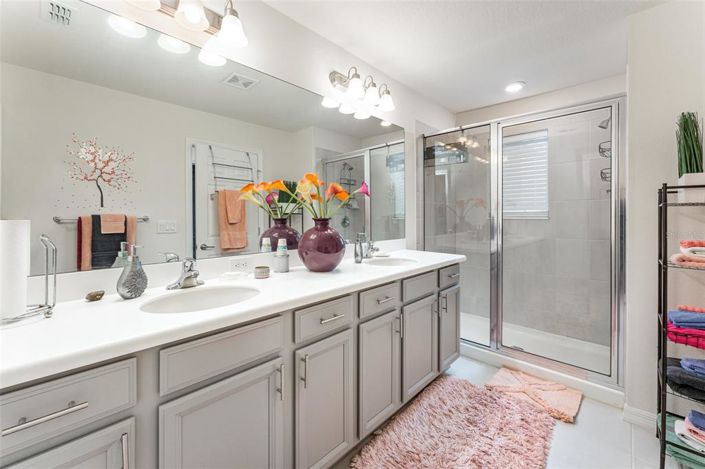 Image No.13-3 Bed Townhouse for sale