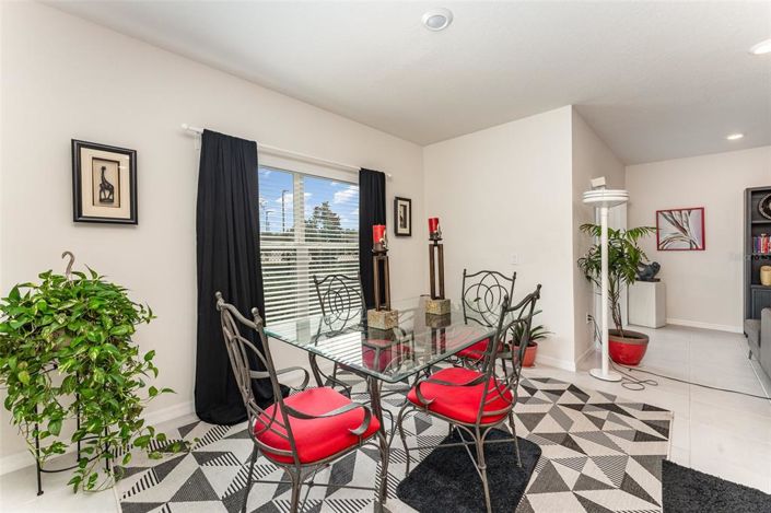 Image No.9-3 Bed Townhouse for sale