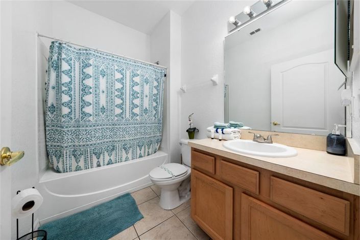 Image No.12-4 Bed Townhouse for sale