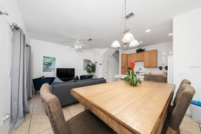 Image No.18-4 Bed Townhouse for sale