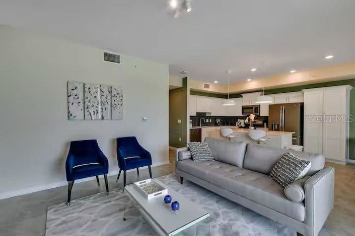 Image No.4-2 Bed Property for sale