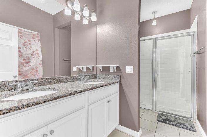 Image No.13-3 Bed Property for sale