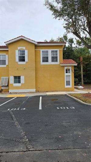 Image No.2-4 Bed Townhouse for sale