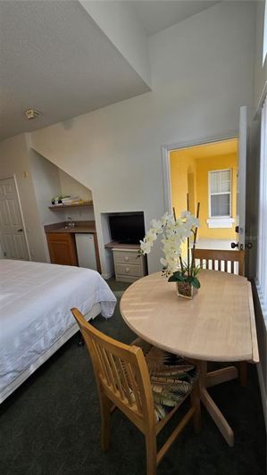 Image No.25-4 Bed Townhouse for sale