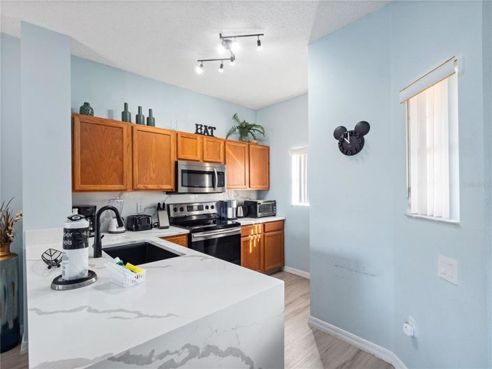 Image No.2-3 Bed Townhouse for sale