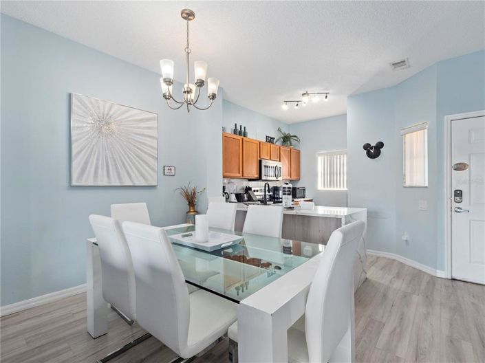 Image No.4-3 Bed Townhouse for sale