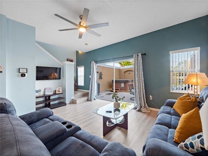 Image No.6-3 Bed Townhouse for sale