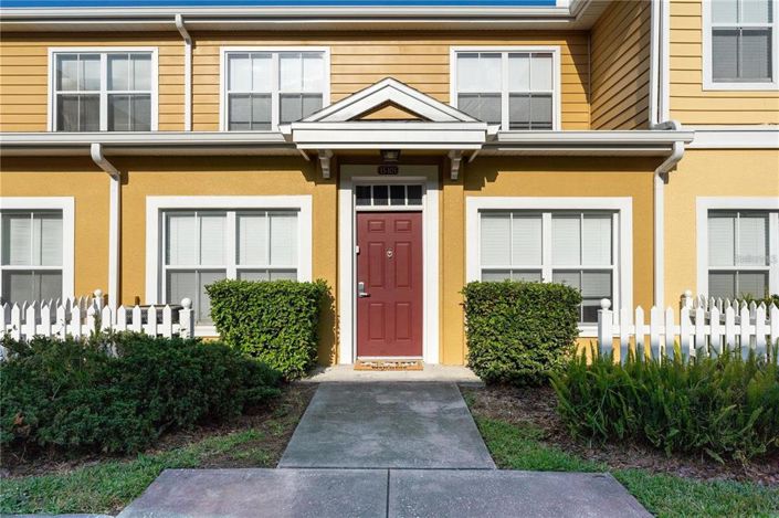 Image No.1-3 Bed Townhouse for sale