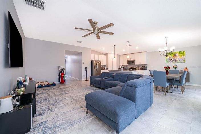 Image No.11-Propriété de 4 chambres à vendre à Kissimmee