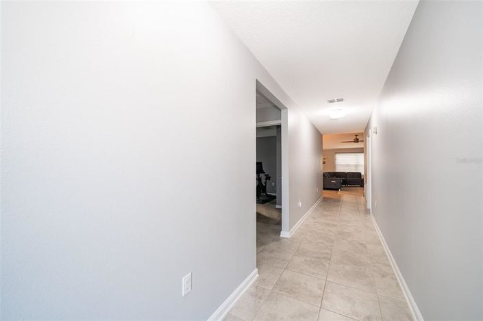 Image No.4-Propriété de 4 chambres à vendre à Kissimmee