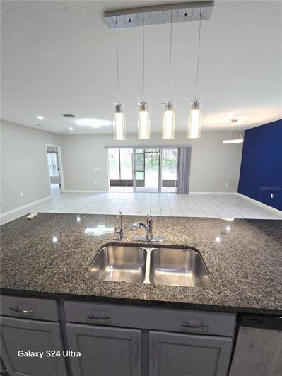 Image No.4-3 Bed Property for sale