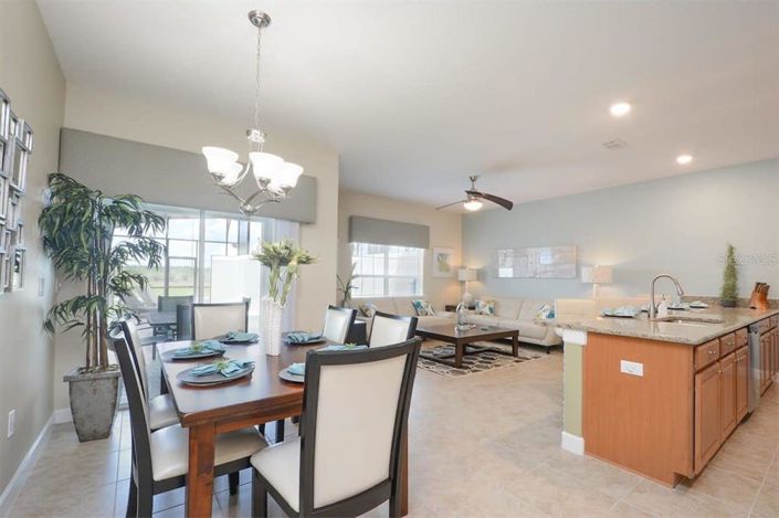 Image No.4-4 Bed Townhouse for sale