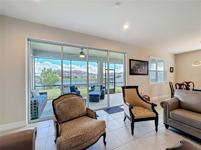 Image No.17-Propriété de 4 chambres à vendre à Kissimmee