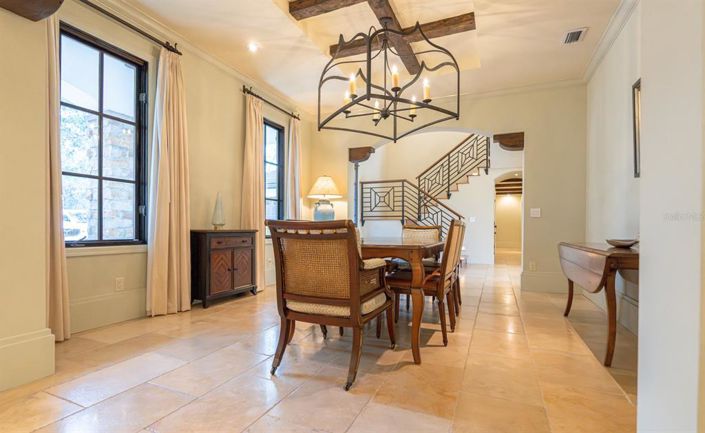 Image No.9-Propriété de 5 chambres à vendre à Orlando