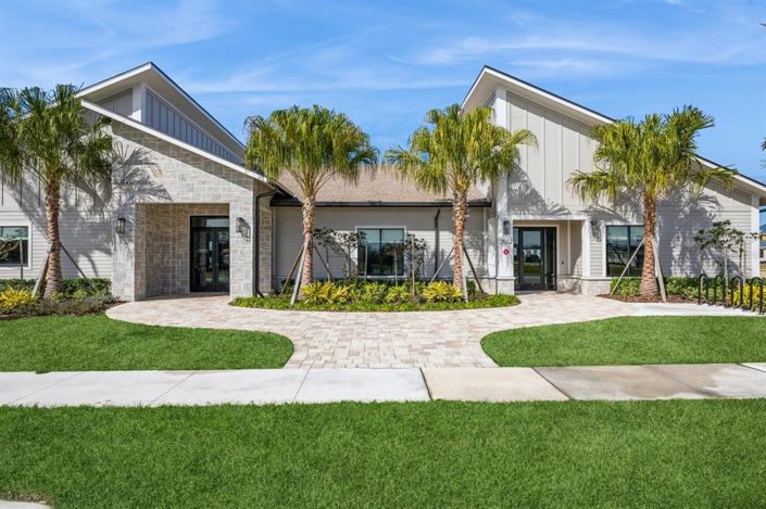 Image No.28-3 Bed Property for sale