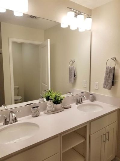 Image No.8-2 Bed Property for sale