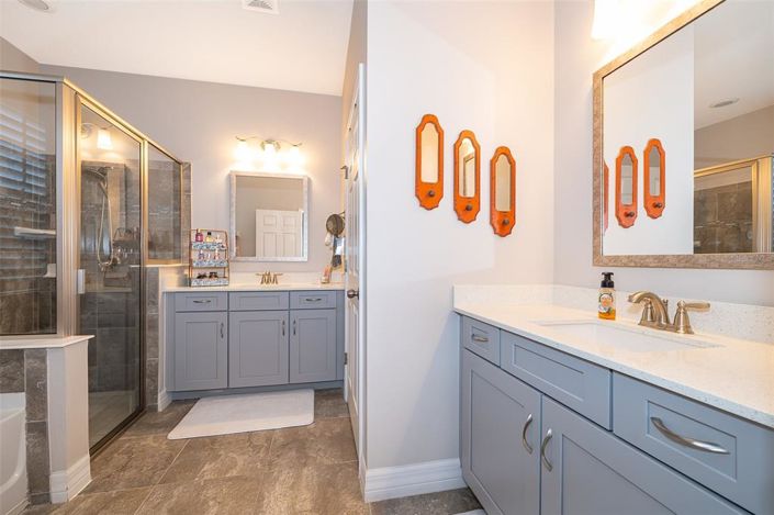 Image No.15-5 Bed Property for sale