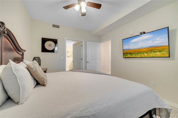 Image No.17-2 Bed Property for sale