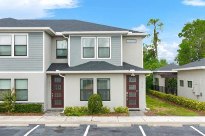 Maison de ville de 4 chambres à vendre à Kissimmee