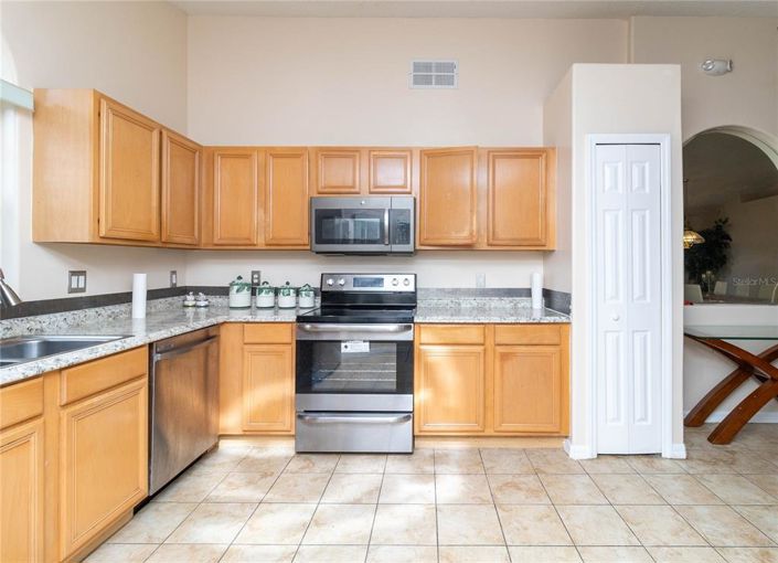 Image No.11-4 Bed Property for sale