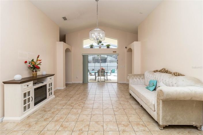 Image No.5-4 Bed Property for sale