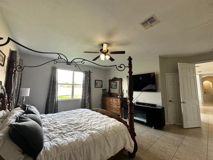 Image No.29-5 Bed Property for sale