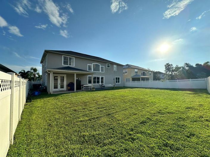 Image No.42-5 Bed Property for sale