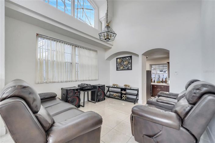 Image No.28-4 Bed Property for sale