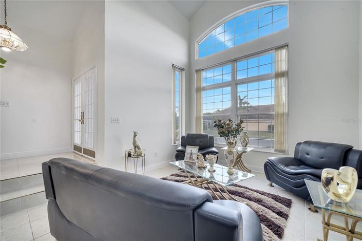 Image No.8-4 Bed Property for sale