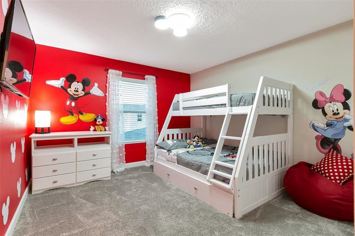 Image No.20-4 Bed Townhouse for sale