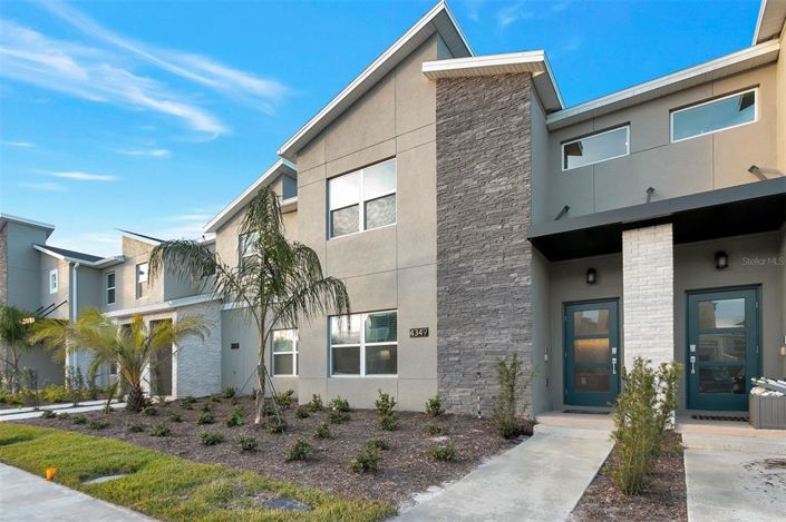 Image No.3-4 Bed Townhouse for sale